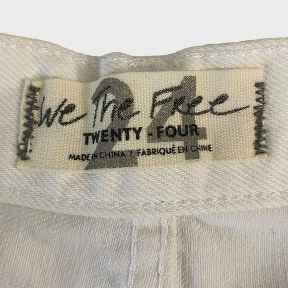 We The Free Jean Shorts Womens Size 24 White Denim Distressed Raw Hem Cut-Off - Picture 7 of 8